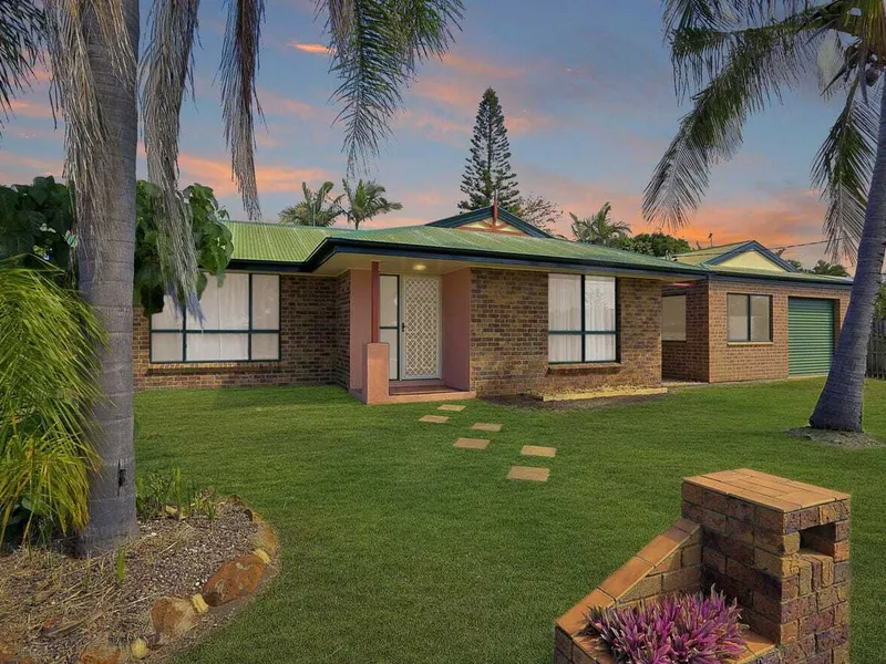 LOWSET 4 BEDROOM HOME IN BEAUTIFUL BARGARA