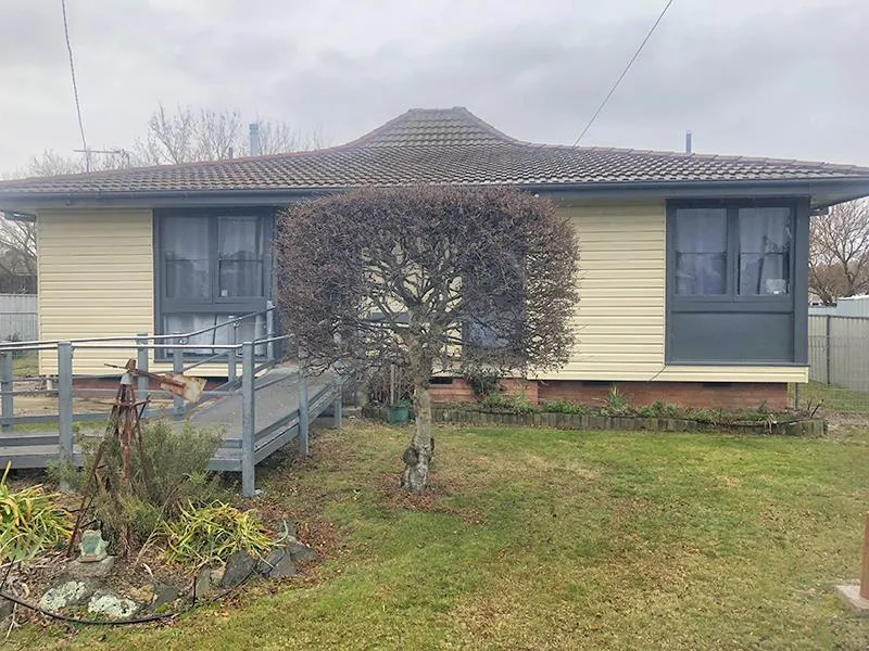 FANTASTIC FIRST HOME