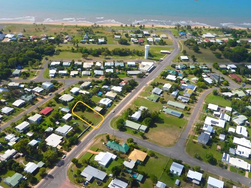 Excellent size block close to everything!