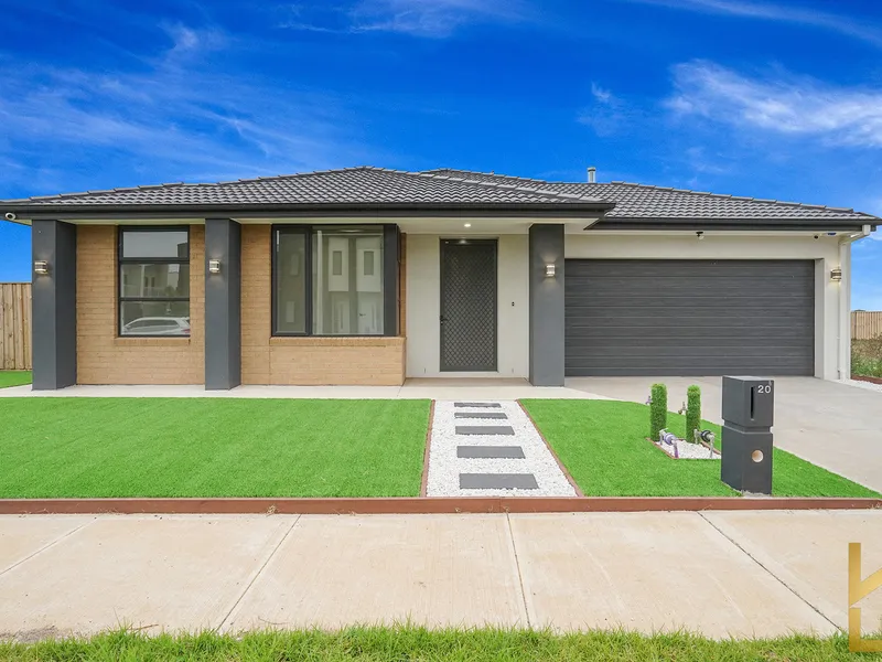 Young & Spacious In Wyndham Vale!!!