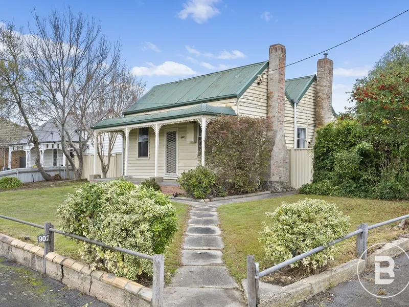 THREE BEDROOM COTTAGE ON CORNER BLOCK