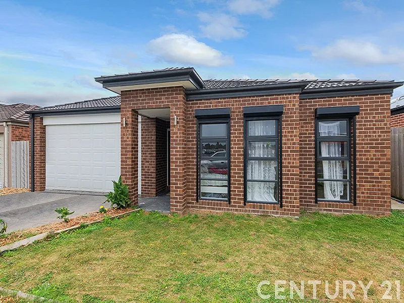 A spacious & light filled home in a family friendly position