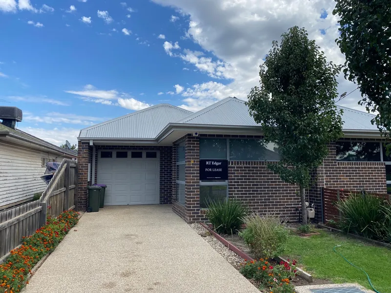 Modern 3 Bedroom Townhouse