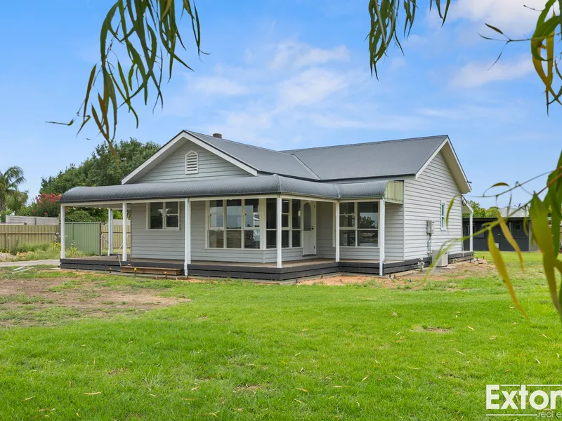 Hampton Style Living.