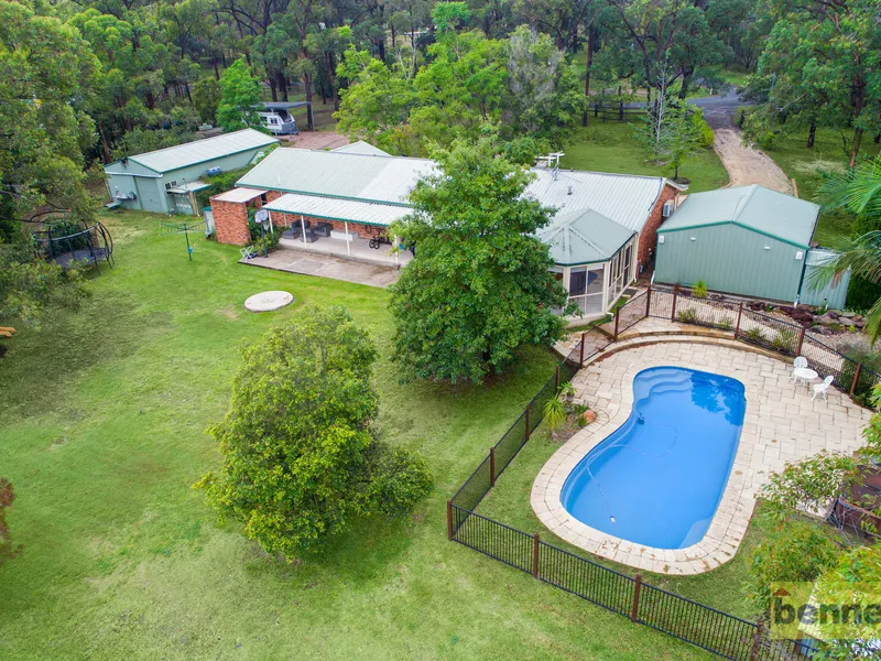 ESCAPE TO THE COUNTRY