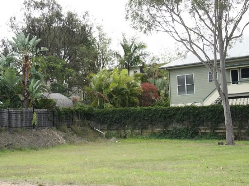 RARE VACANT LAND SMACK IN THE MIDDLE OF TANNUM