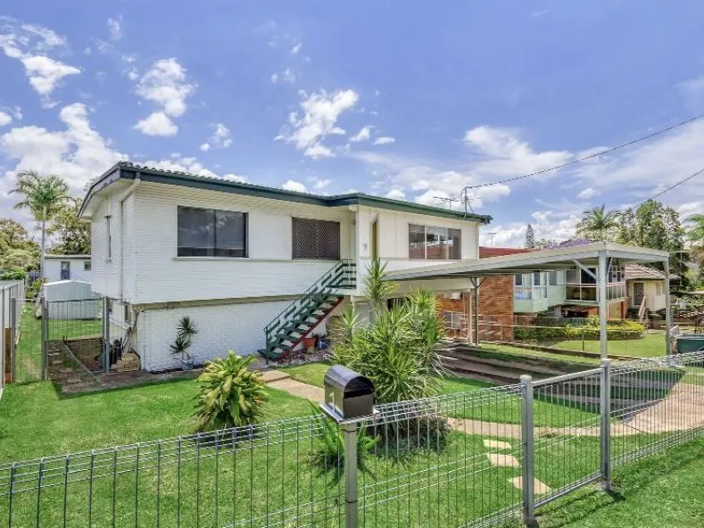 Duel living by the Bay!