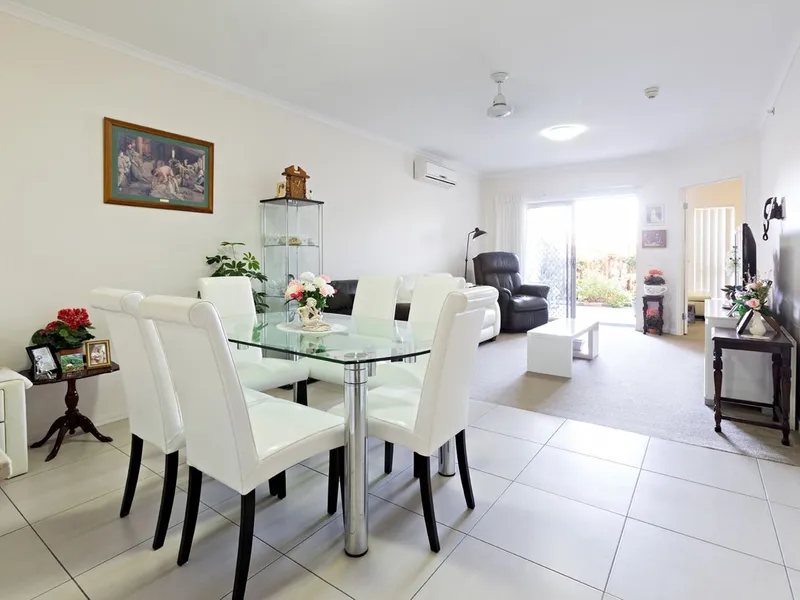 Retire in style. Spacious 2-bedroom apartment in a gated community - Waterford West