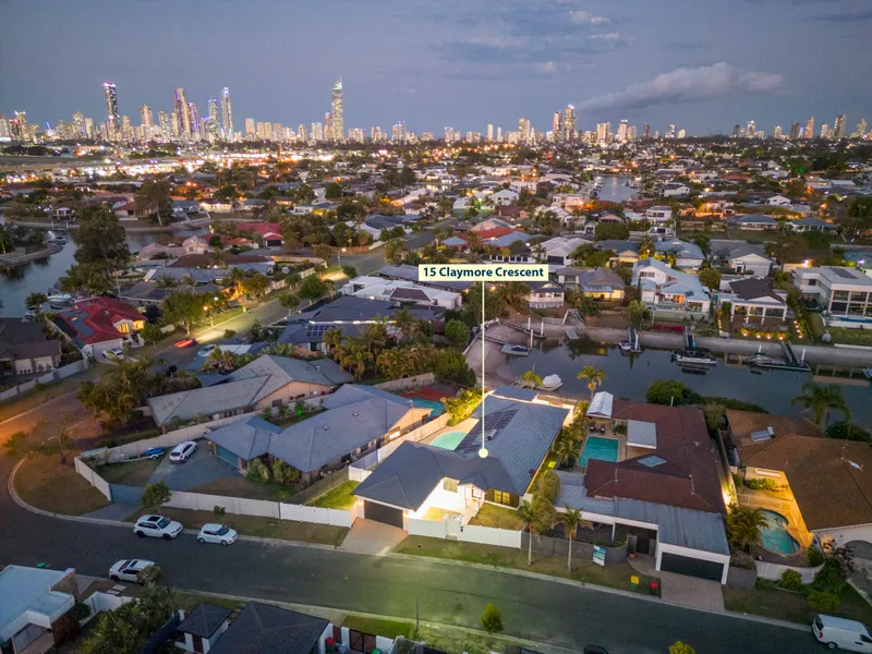 Tranquil Private Haven for your Exclusive Waterfront Lifestyle