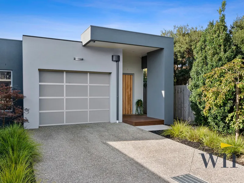 Peaceful Bayside Living