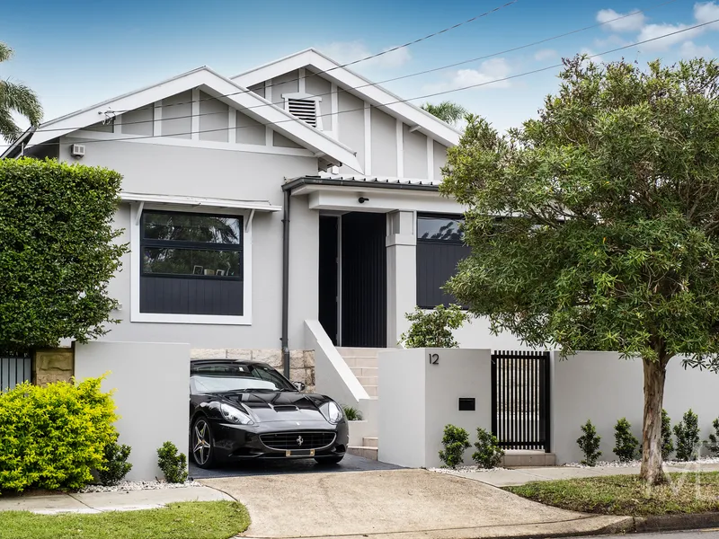 VISIONARY RENOVATION HIGH SPEC PERFECTION