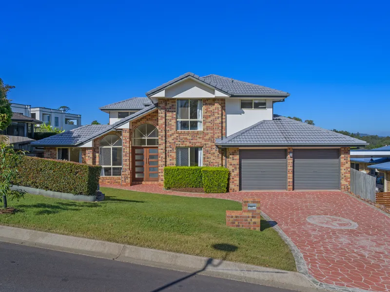 Exceptional Family Living in the Mayfair Precinct