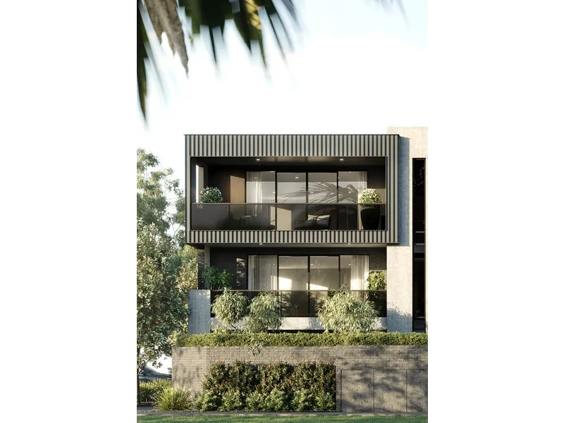 Luxe Living with Lush Gardens