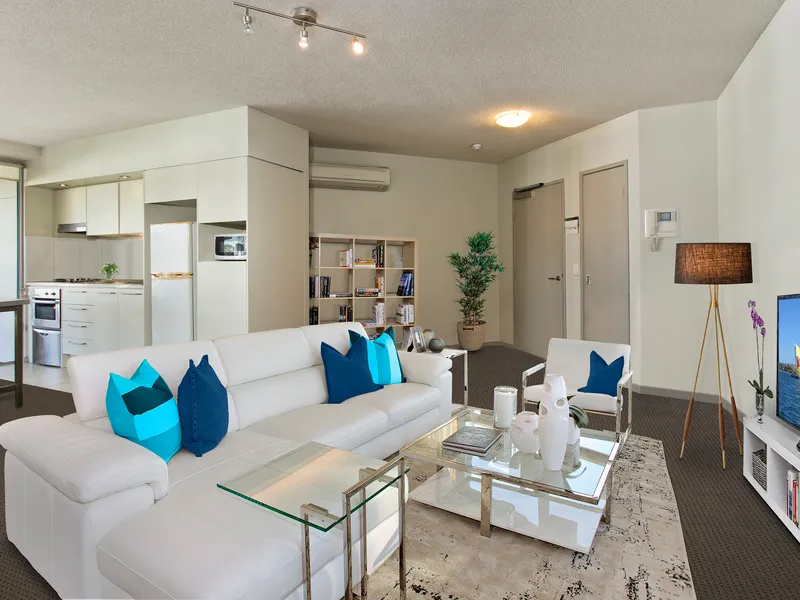 You'll love the Super-Duper Layout of this Super-Sized Apartment!