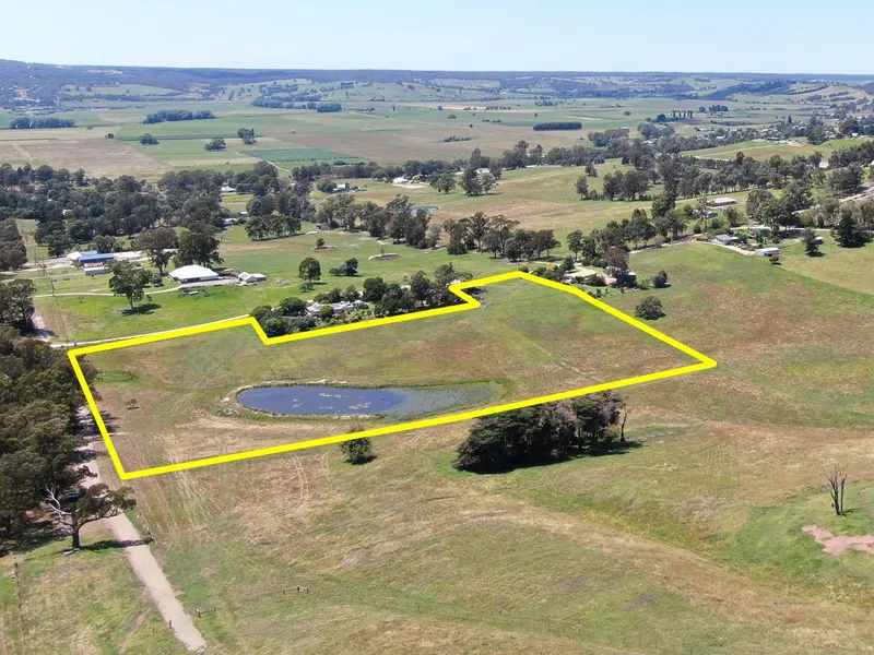 Rural Views & Large Dam 9.9 acres.