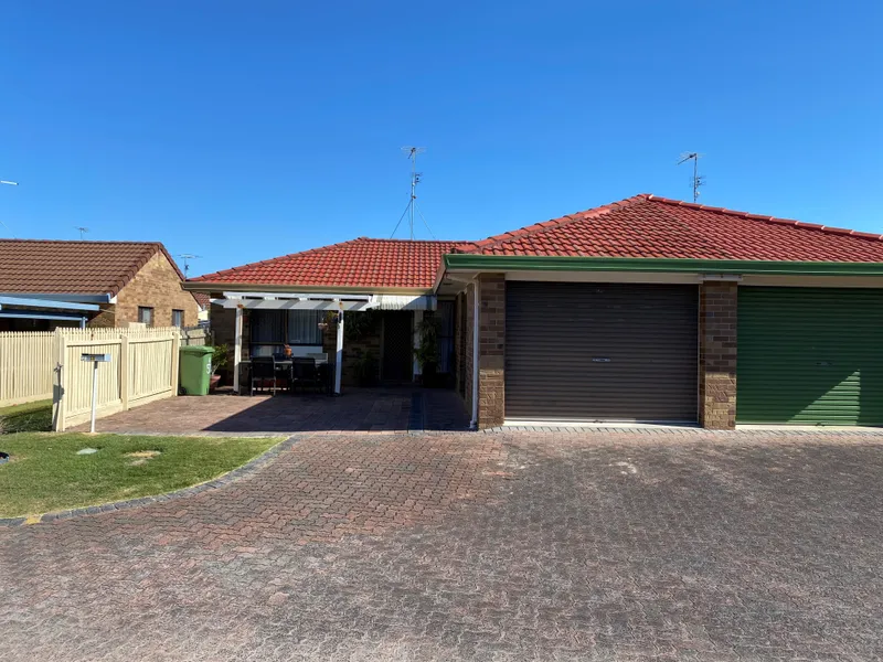 Quiet, Safe, Low Body Corporate Fees and Close to Everything