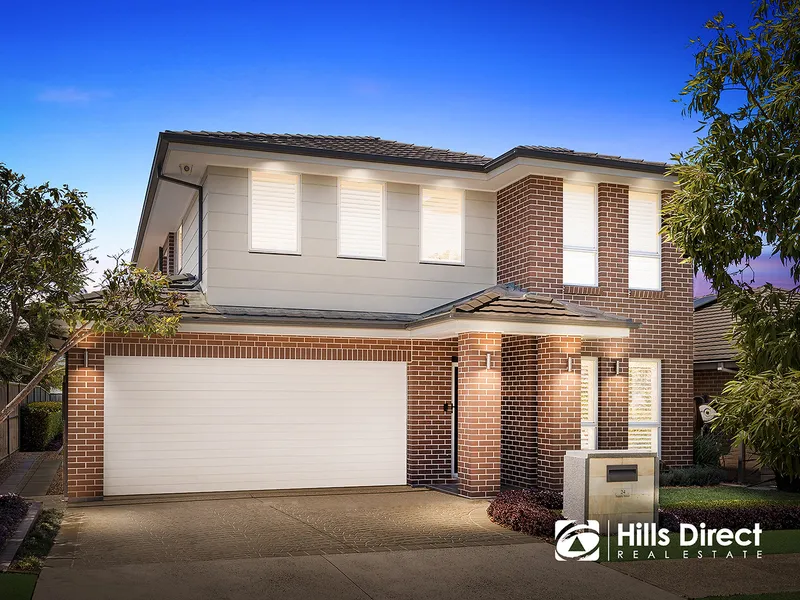 Dream Family Home with Unbeatable Locale – Walk to School and Shops!