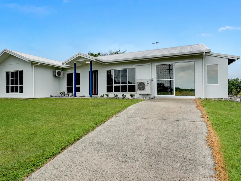 YORKEYS FULLY RENOVATED HOUSE ON WALKER ROAD