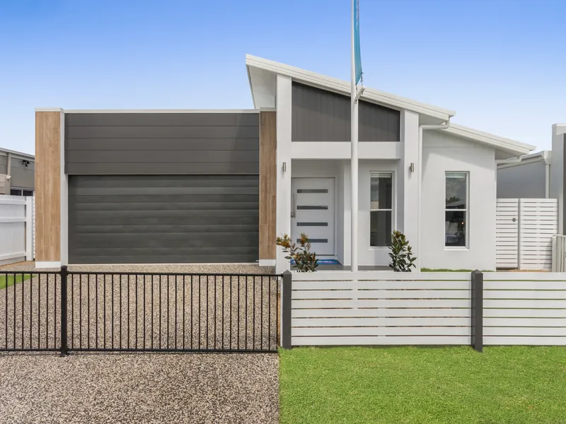 LUXURY EX DISPLAY HOME IN GREATER ASCOT