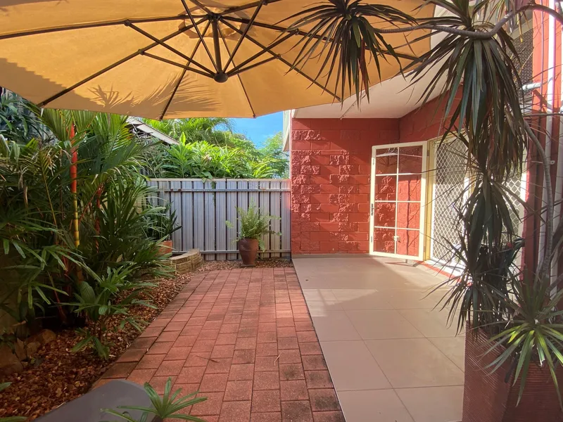 Two bedroom in central location, ready to move straight in!