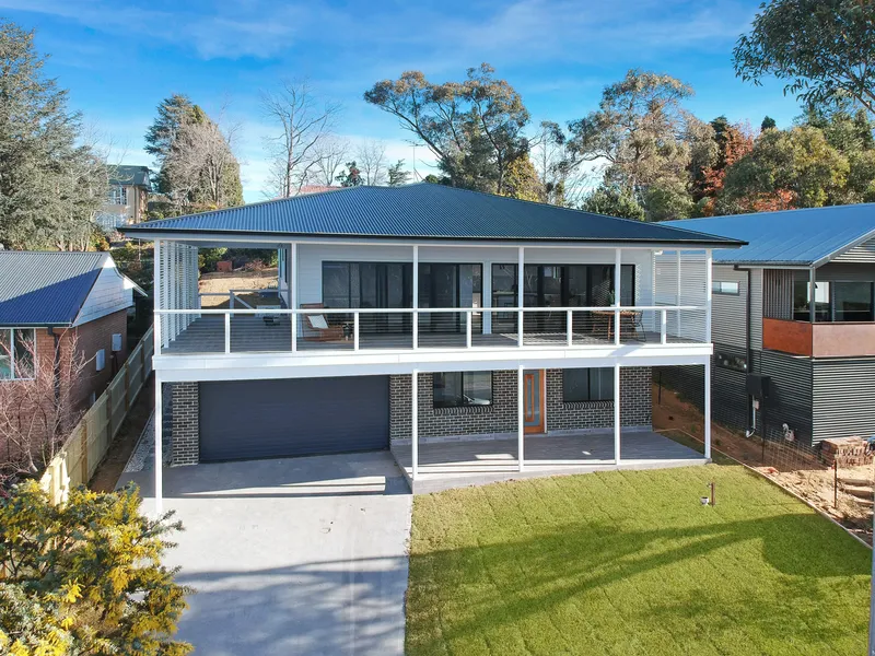 Panoramic Views to The City