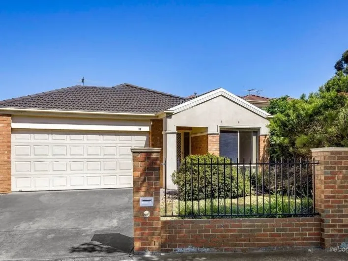 Neat, Tidy & Immaculately Presented!