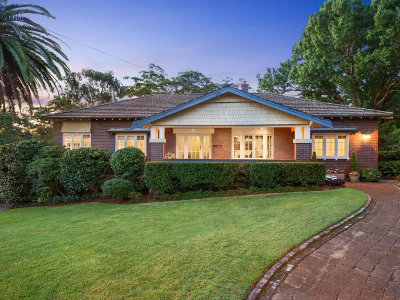 Walk To Rail and PLC...Character Family Home