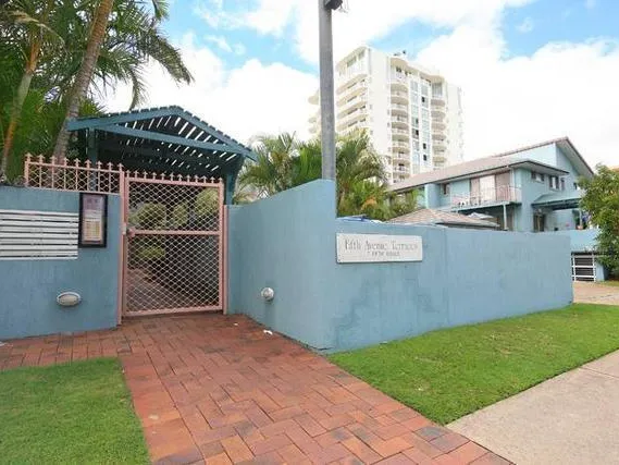 Well-presented 3 bedroom townhouse, located in paradise