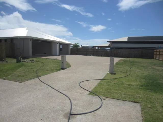 DUPLEX 3 BEDROOMS + THEATRE