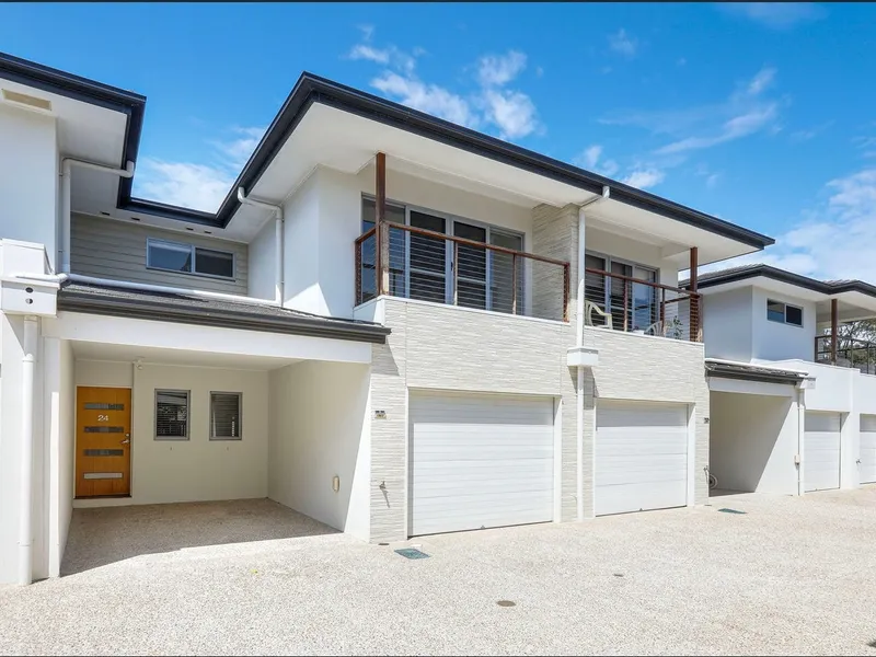 Well Positioned Townhouse