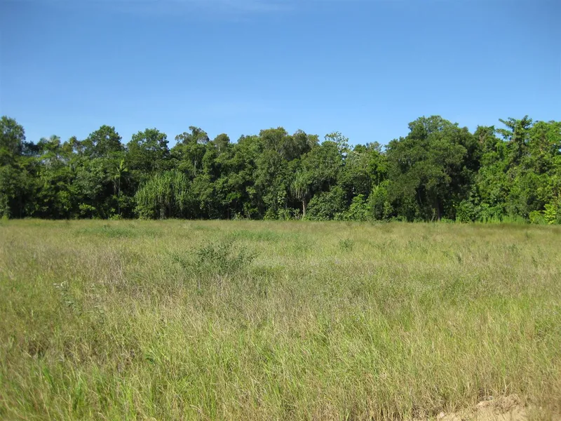 Organic certified small crop property with sheds, machinery