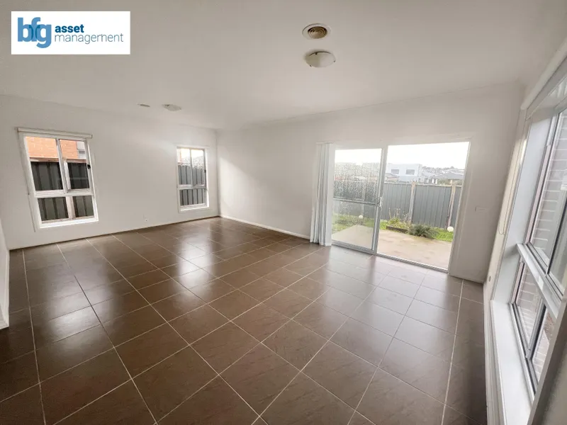 Modern & Spacious 4 Bedroom Home