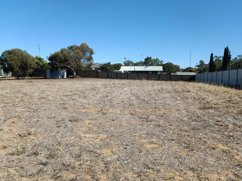 Prime Court Location Near New Playpark