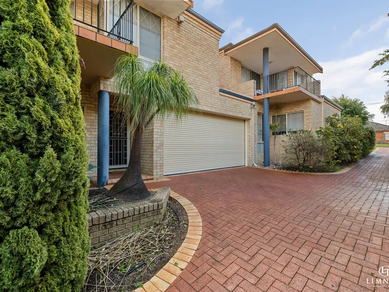 Top Of The Hill With City Views!