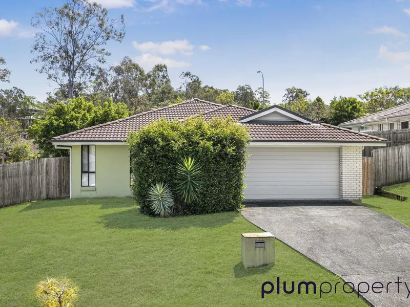 Spacious Family Home with Fully Fenced Yard!