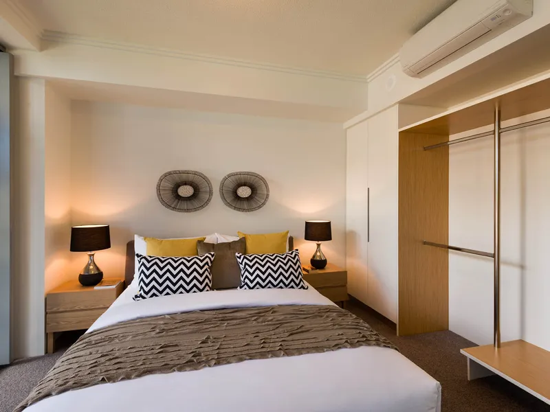 Large Study Nook | Horizon One Bedroom