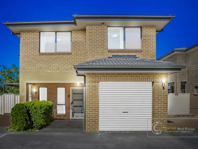 Picture Perfect! Freestanding townhouse with low strata - $380.55 Pq, Short walk to the station.