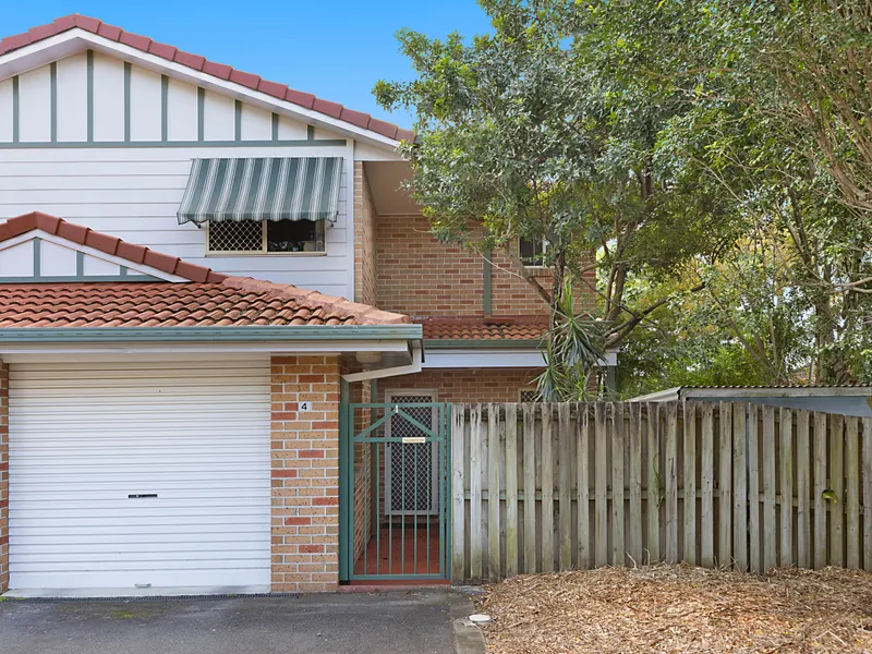 Easy-care End Townhouse 