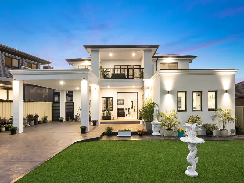 Sophisticated Residence For The Extended Family