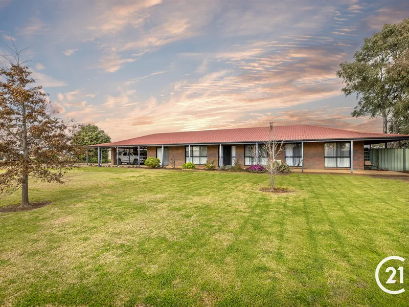 Country Lifestyle Living