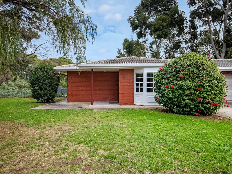 Cute Two Bedroom Homette