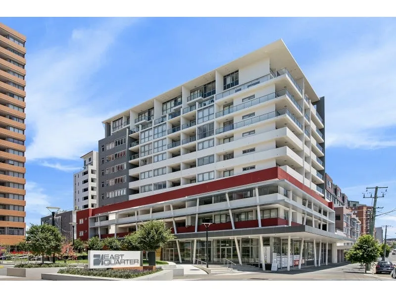 Furnished Luxury Apartment with fantastic fully water views in Hurstville CBD