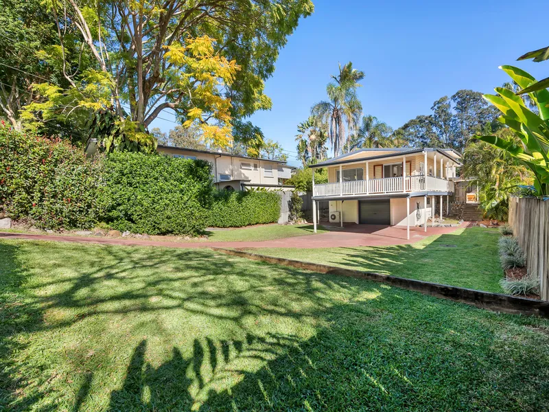 Country Cottage Style Offers Modern Living