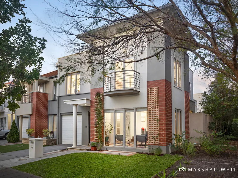 A Life of Tranquillity on the Bay