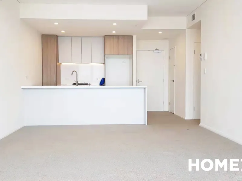 LUXURIOUS 2 BEDROOM APARTMENT AVAILABLE!