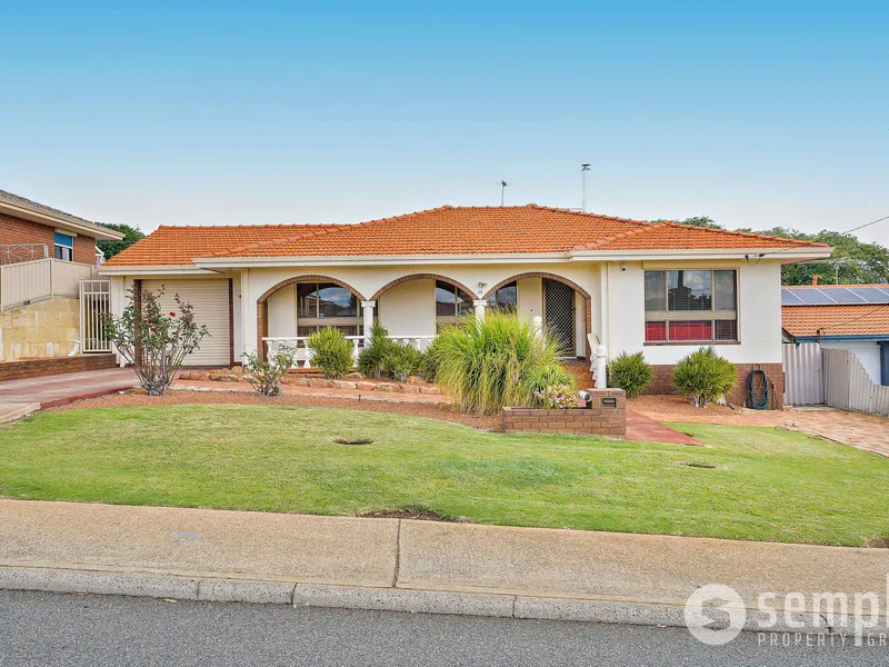 Stunning Property near Coogee Beach! Don't Miss Out!
