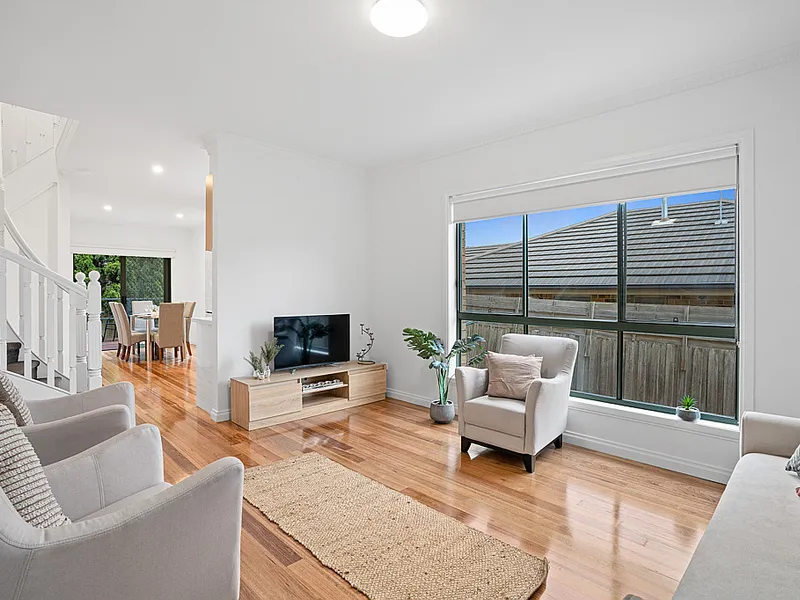 Fully Renovated Elegance and Privacy in Leafy Bundoora Pocket