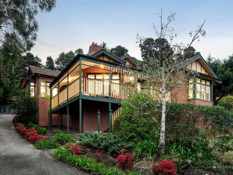 Timeless Federation living.