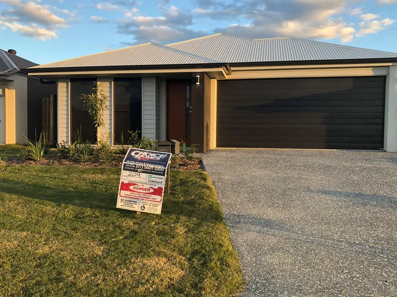 Brand New Family Home In Madison Park!