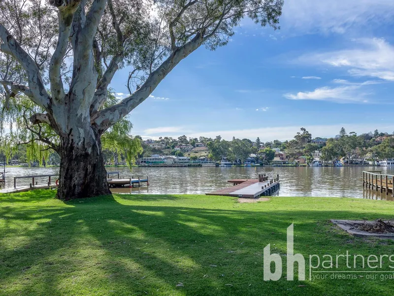 Renovated Riverfront Shack - Ready to enjoy NOW!